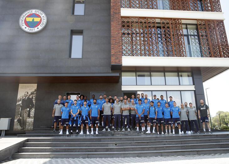 Son dakika haberi – Fenerbahçe’de çok dikkat çeken detay! Fotoğrafta yok, ayrılık…