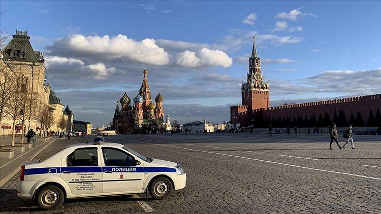 Rus polisi Moskova’daki camide 600 Müslüman’ı gözaltına aldı