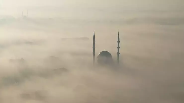 İstanbul’da hava ve deniz ulaşımına sis engeli