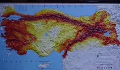 Jeoloji Uzmanlarından Çanakkale Depremi Sonrası Uyarı: 7’den Büyük Deprem Tehlikesi!