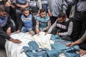 "İsrail Gazze'de Basın Emekçilerini Hedef Alıyor: 188 Gazeteci Katledildi" 8 673d7e0139fa6573__w1200xh675