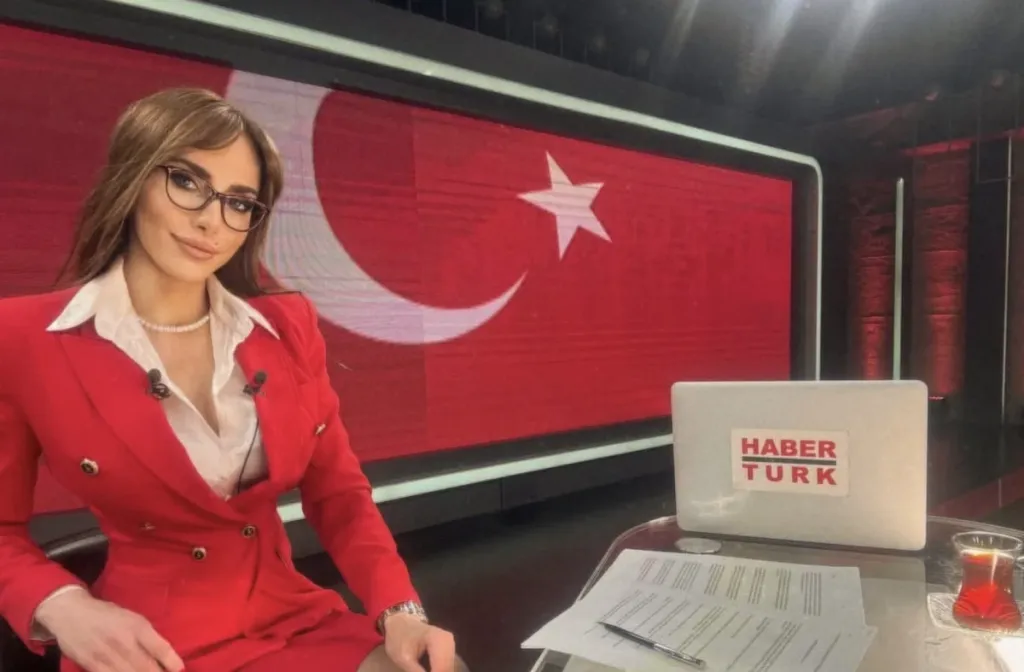 0 10 - Habertürk Spikeri Ela Rümeysa Cebeci Tacizci Şahıs Nedeniyle Kanal Binasında Mahsur Kaldı