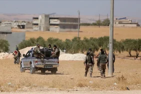 SURİYE’DE ARAP AŞİRETLER PKK/YPG’YE KARŞI AYAKLANDI 7 6765172d24a55283