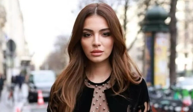 MELİSA ASLI PAMUK’TAN KARNI BURNUNDA POZLAR