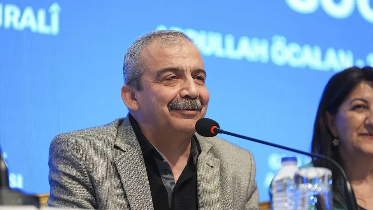 SIRRI SÜREYYA ÖNDER’İN SAĞLIK DURUMUNA İLİŞKİN FLAŞ AÇIKLAMA 2 150895