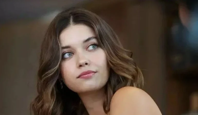 AFRA SARAÇOĞLU YENİ DİZİSİ “PERA” İLE EKRANLARA DÖNÜYOR