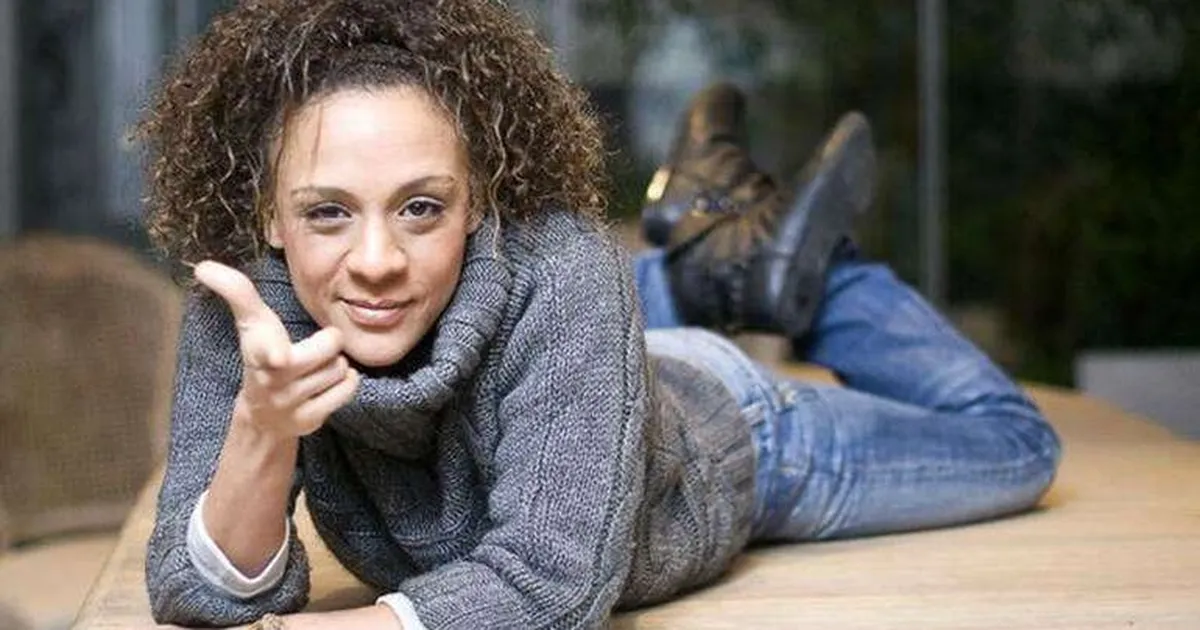 DEFNE JOY FOSTER YAPAY ZEKAYLA YENİDEN HAYAT BULUYOR! 4 defne_joy_foster_in_olumu_film_oldu_h7665_1f167_large