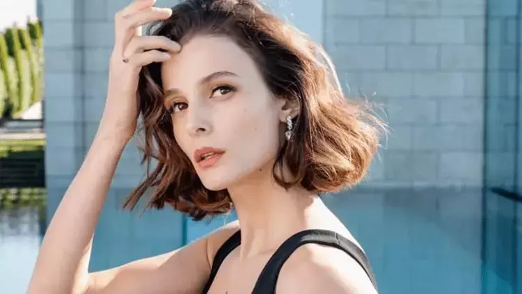 BÜŞRA DEVELİ AŞKINI DUYURDU: GİZLİ SEVGİLİSİ ORTAYA ÇIKTI