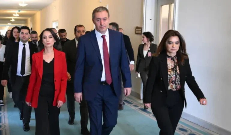 DEM PARTİ’DEN KAYYUM UYGULAMALARINA KARŞI 7 MADDELİK ÇAĞRI