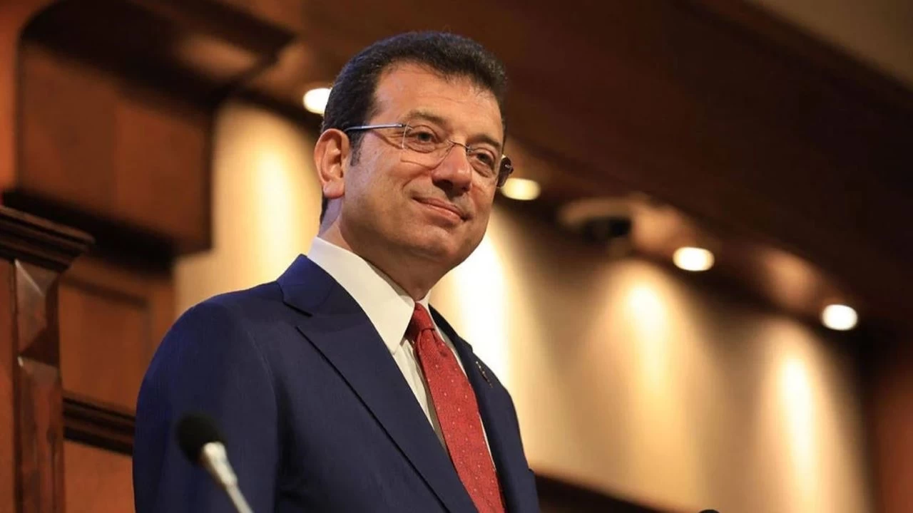 EKREM İMAMOĞLU'NUN AFİŞ VE PANKARTLARINA İSTANBUL'DA YASAK GELDİ 3 ekrem-imamoglunun-afislerine-yasak-geldi-H1569866-11