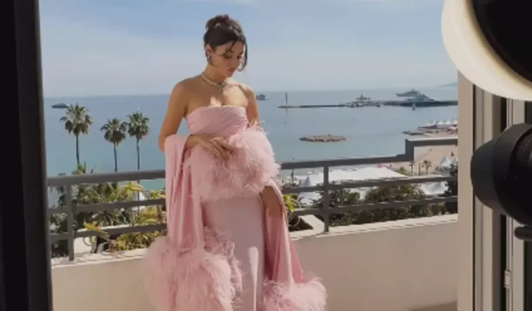 CANNES’DA HANDE ERÇEL RÜZGARI