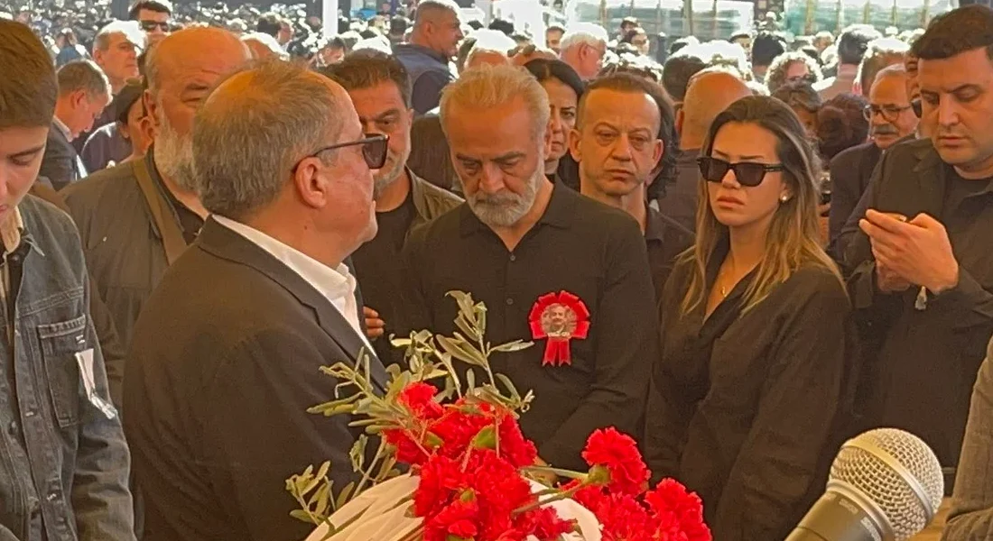 YILMAZ ERDOĞAN'DAN SIRRI SÜREYYA ÖNDER’E DUYGUSAL VEDA 2 yılmazergodan