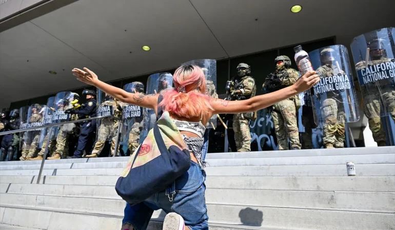 TRUMP’TAN SERT TALİMAT