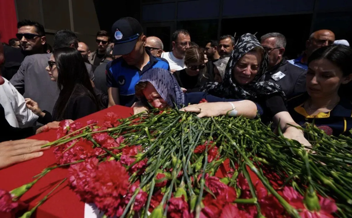 68487a2a80c6b969__w1200xh743