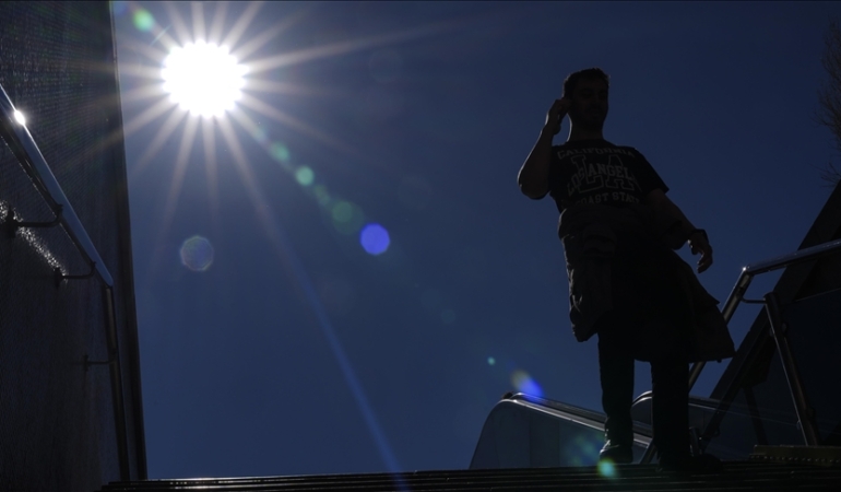 Meteoroloji Uyardı: Sıcaklıklar Çarşambadan İtibaren Artıyor