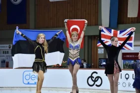 NAZ ARICI ARTİSTİK BUZ PATENİNDE DÜNYA ŞAMPİYONU OLDU 1 20250704aw490236-01-b9po_cover.jpg