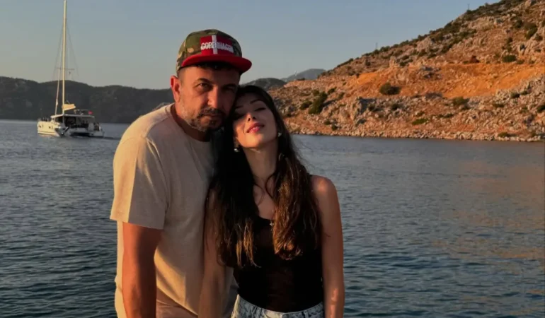 Toygan Avanoğlu’nun Eşi Şiva Behrouzfar’dan Üsküdar’da Doğayla İç İçe Pozlar