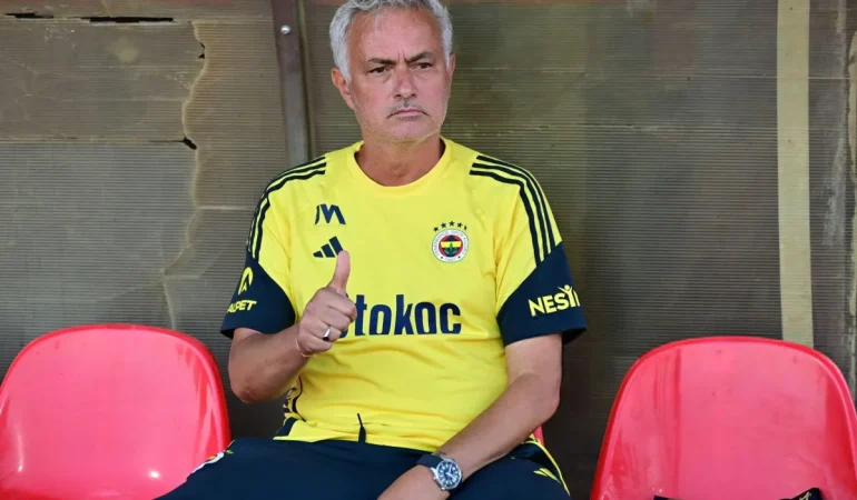 Mourinho’dan Net Mesaj: Fenerbahçe Şampiyonlar Ligi Değil, Avrupa Ligi Takımı