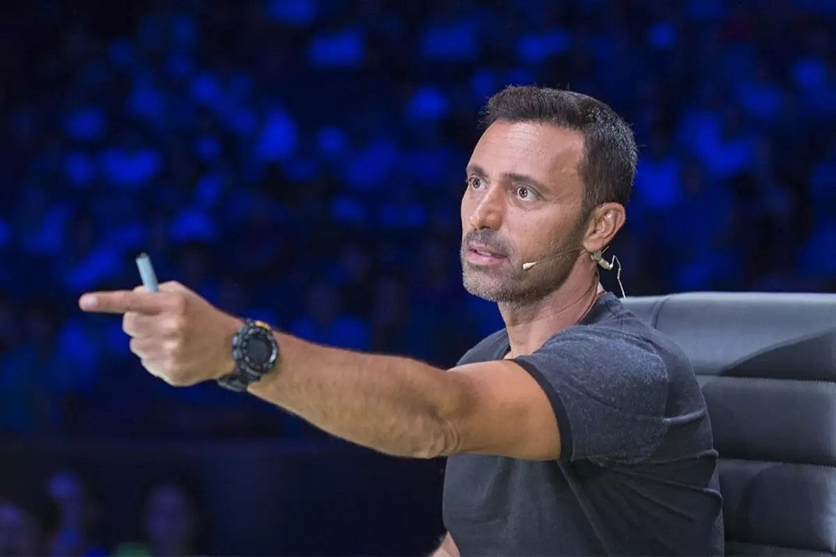 Ünlü sanatçı hastalığını ilk kez açıkladı: Mustafa Sandal’dan trikotillomani itirafı 3 Mustafa Sandal