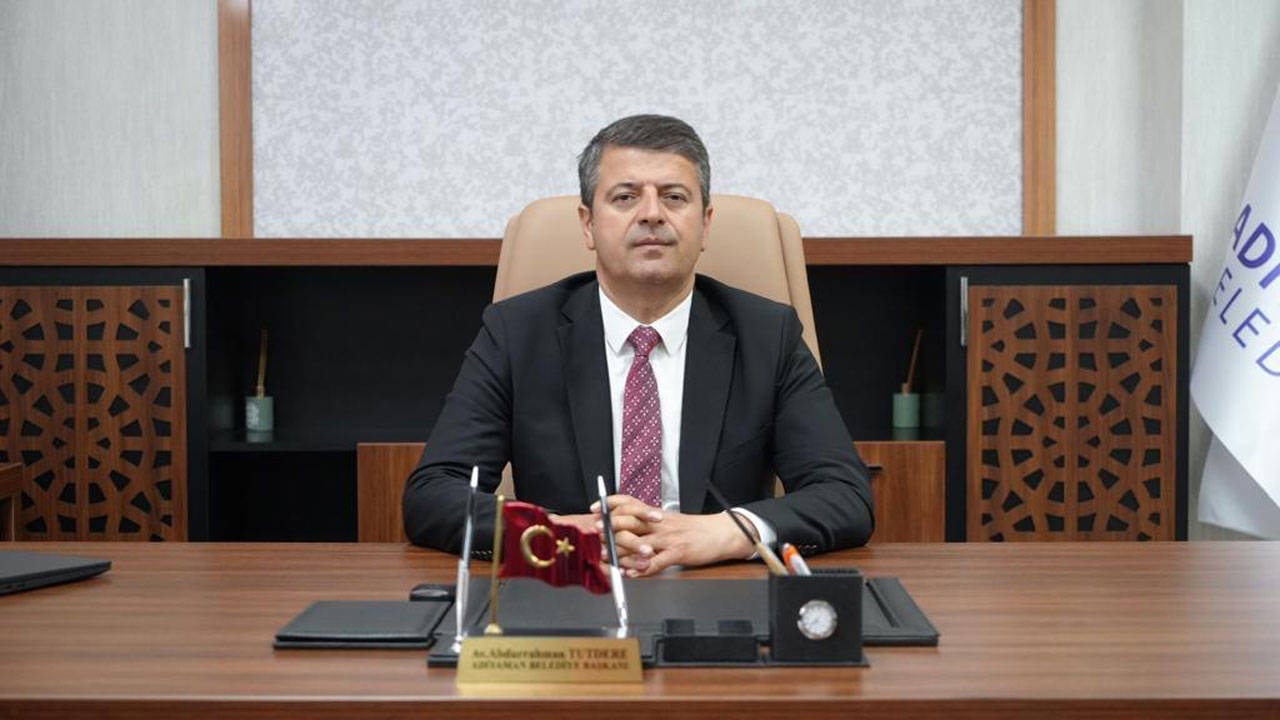 CHP'Lİ ADIYAMAN BELEDİYE BAŞKANI TUTDERE GÖZALTINA ALINDI 4 adiyaman-belediye-baskani-abdurrahman-tutdere-gozaltina-alindi