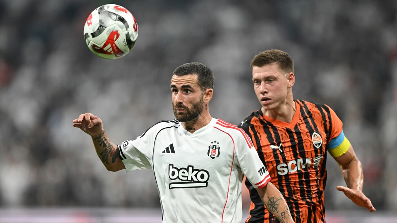 beşiktaş’tan avrupa’da kötü prova: evinde 4 gol yedi 5 besiktas-avrupa-liginde-ilk-macinda-shakhtar-donetske-evinde-yenildi-vjng