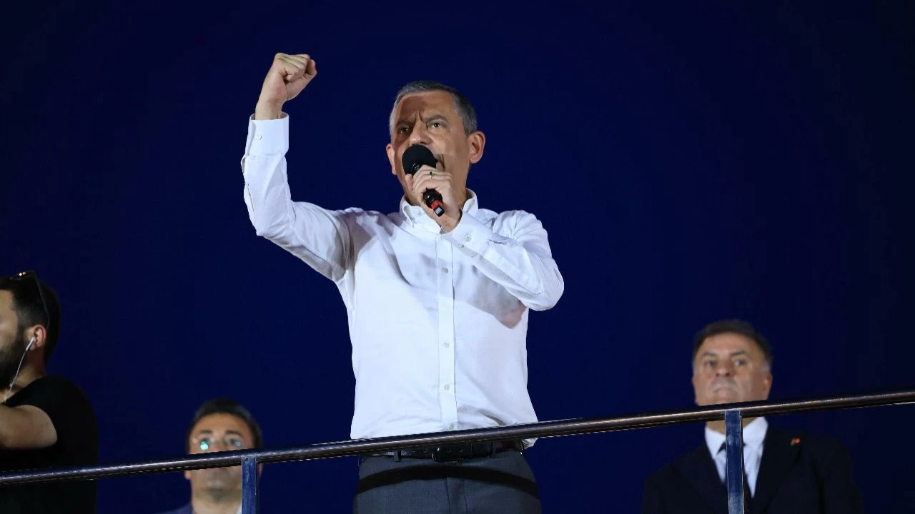 CHP MYK GÖZALTILAR GÜNDEMİYLE OLAĞANÜSTÜ TOPLANDI 5 ozel-16