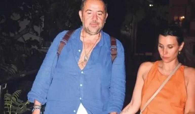 Ünlü Komedyen Aşkını Gözler Önüne Serdi