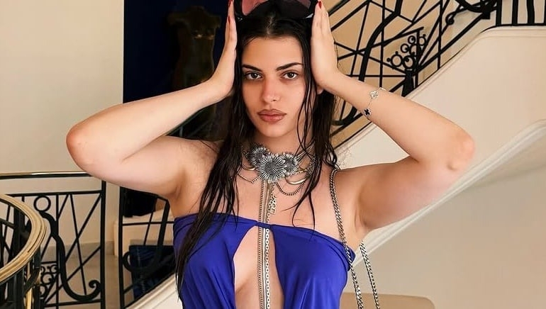 Ünlü İsimden Şaşırtan Estetik Açıklaması: “Yaptırsam Eskort Sanılırım”