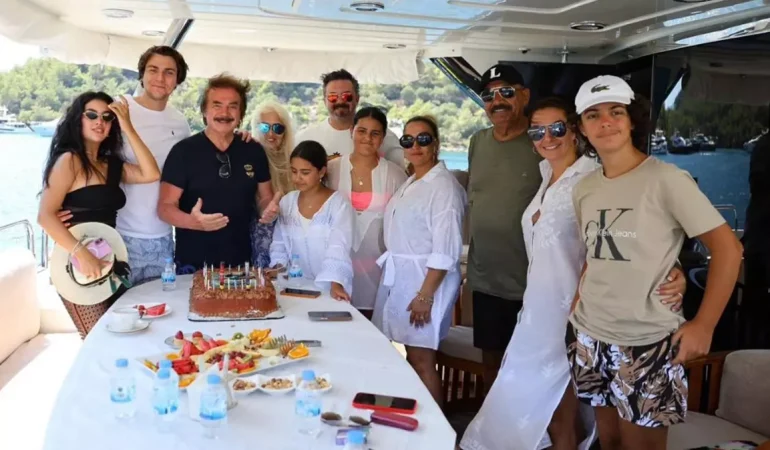 Orhan Gencebay’dan anlamlı kutlama: 81 yaş doğum günü teknede geçti