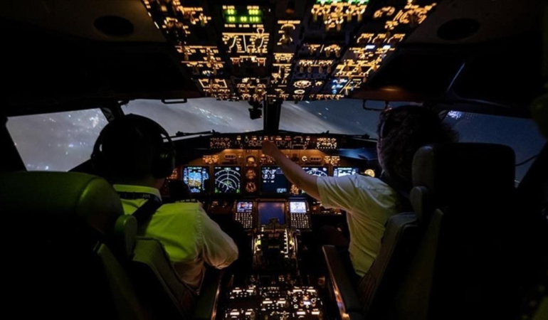 PİLOTLARIN SKANDALLARI BİTMİYOR: YENİ WHATSAPP GRUBU İFŞA OLDU