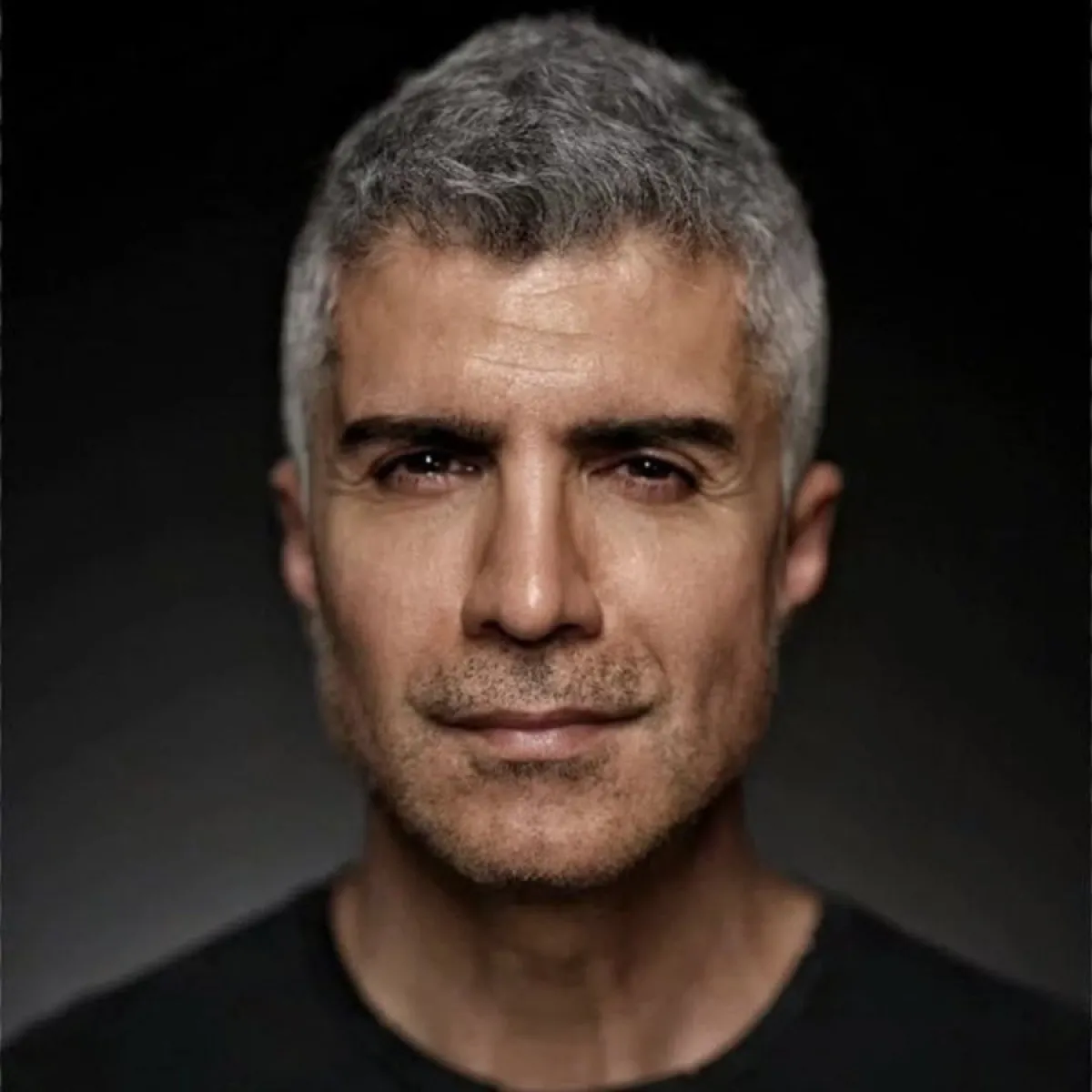 ÖZCAN DENİZ’İN AİLE PROBLEMLERİ DEVAM EDİYOR: YİNE ADLİYEYE GİTTİ 2 68d387f4ae8f4415__w1200xh1200