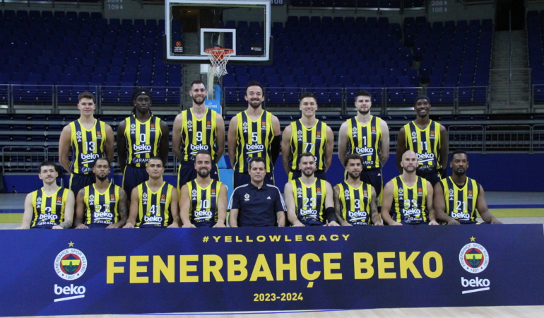 FENERBAHÇE’DEN TARİHİ ZAFER: 38. ERKEKLER CUMHURBAŞKANLIĞI KUPASI SARI-LACİVERTLİLERİN