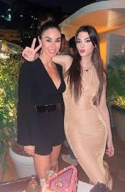 ANNE DEFNE SAMYELİ KONUŞTU: DERİN TALU’NUN İLİŞKİSİNE ONAY VERDİ