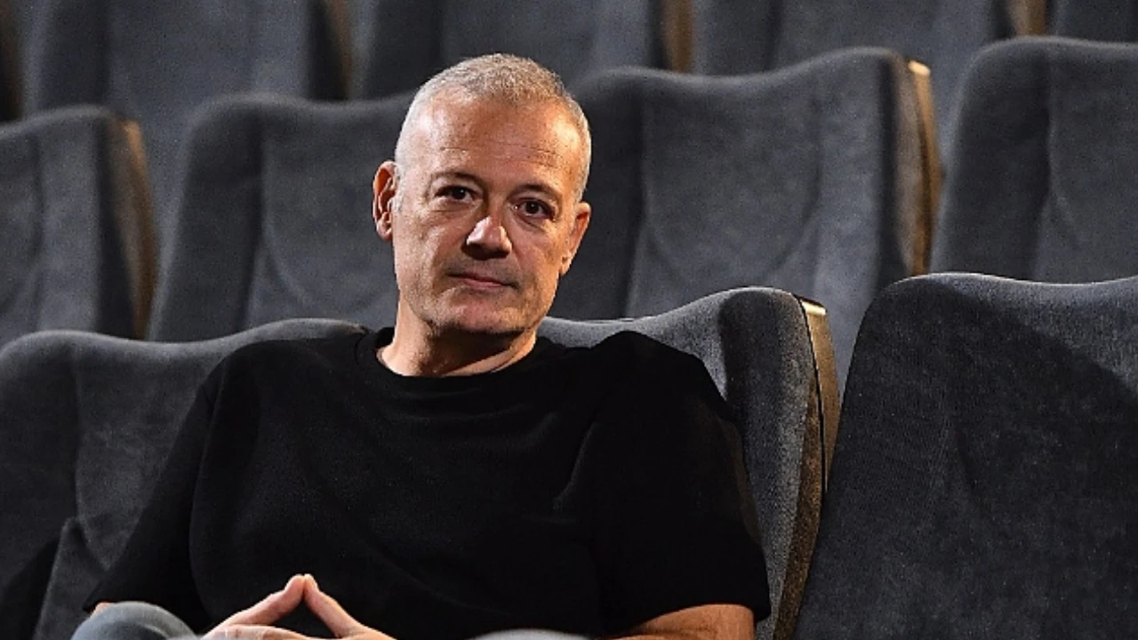 Levent Üzümcü’den Ayşe Barım’a Sert Tepki: “Bugün Gelinen Nokta Tehlikeli” 3 2359-levent-uzumcuden-ayse-barim-sorusturmasina-tepki-biz-sizin-her-zorda-kaldiginizda-comarlarinizin-onune-atacaginiz-mama-miyiz