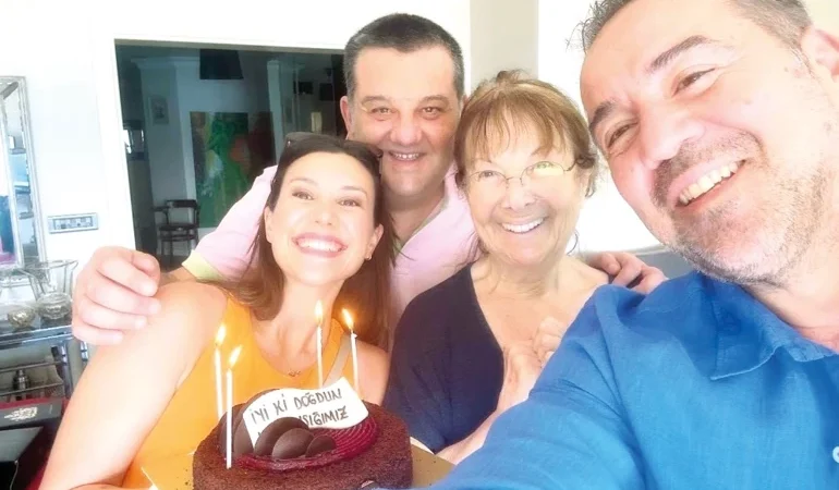 Ata Demirer Aşka Geldi: Dilara Alemdar ile Romantik Paylaşımlar