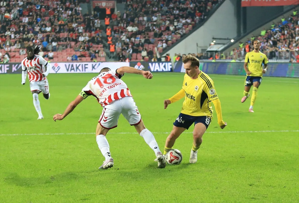 SAMSUNSPOR İLE FENERBAHÇE GOL SESİ ÇIKMAYAN MAÇTA 0-0 BERABERLİĞE İMZA ATTI 2 68e2c20dbe77a511__w1200xh816