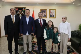 68f09870ef363246__w1200xh800