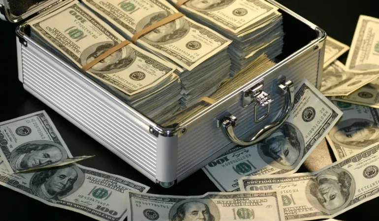 TÜRKİYE’DEN 32 DOLAR MİLYARDERİ! FORBES’TEN TARİHİ LİSTE