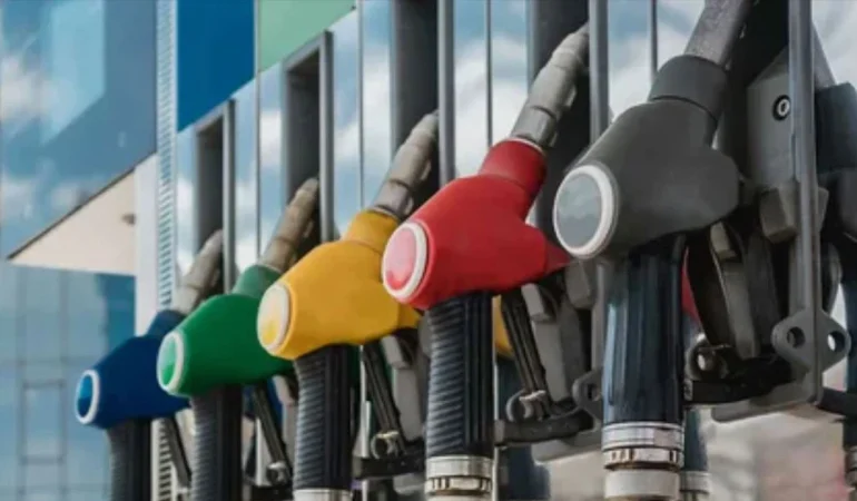 AKARYAKITTA ÇİFTE İNDİRİM UMUT MU YETERLİ Mİ? VATANDAŞTAN TEPKİ ARTIYOR