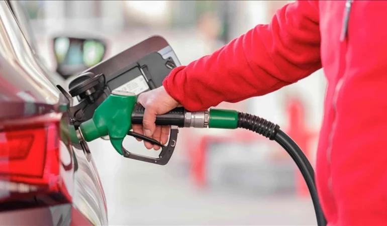Motorine Yeni Zam Yolda! Akaryakıt Fiyatlarında Bir Kez Daha Değişim