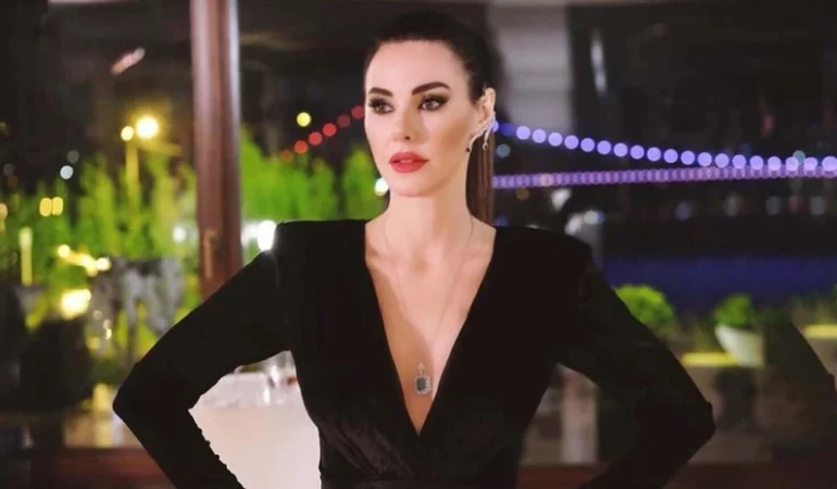 DEFNE SAMYELİ’YE İCRA ŞOKU: REZİDANS YÖNETİMİ MAHKEMEYE GİTTİ