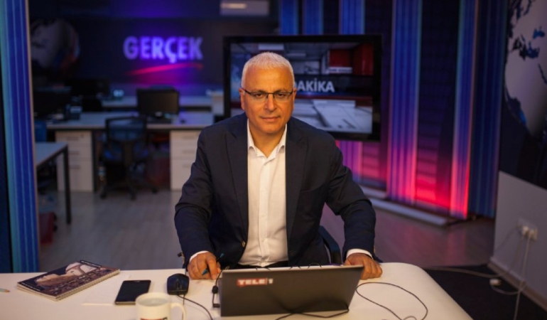 TELE1’e Polis Baskını! Merdan Yanardağ Gözaltına Alındı