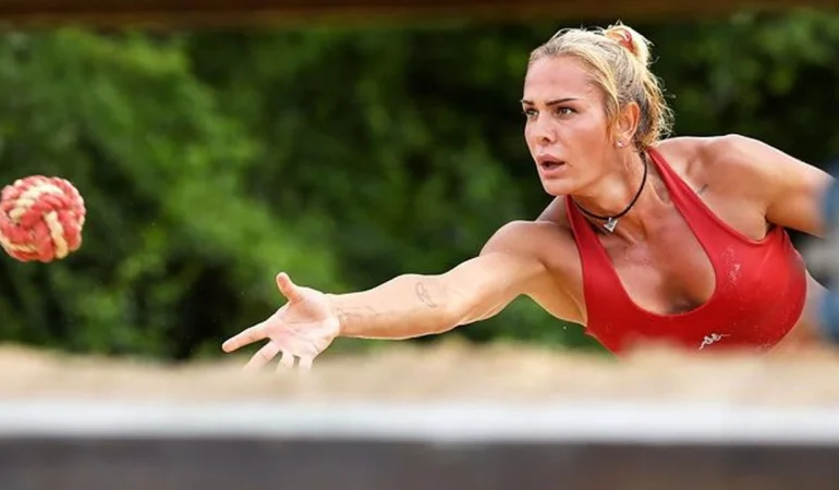 Nagihan Karadere’nin Şaşırtan Paylaşımı: “Gözü Olanın Gözü Çıksın!”