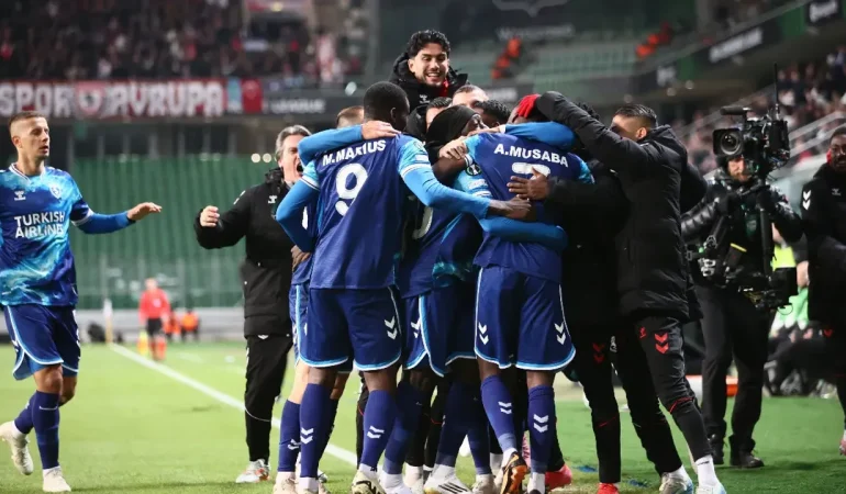 Samsunspor, Legia Varşova’yı Deplasmanda 1-0 Yenerek Tarihi Galibiyetini Aldı