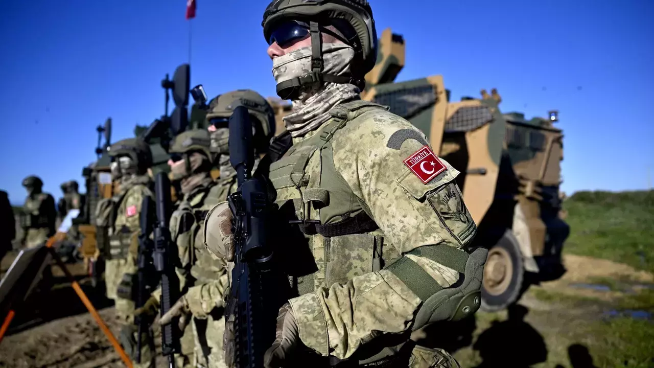 Türk Askeri İçin Yeni Görev Süresi! 3 son_dakika_tezkere_tbmmde_turkiyeden_son_dakika_suriye_irak_ve_lubnan_duyurusu_1760642449_515