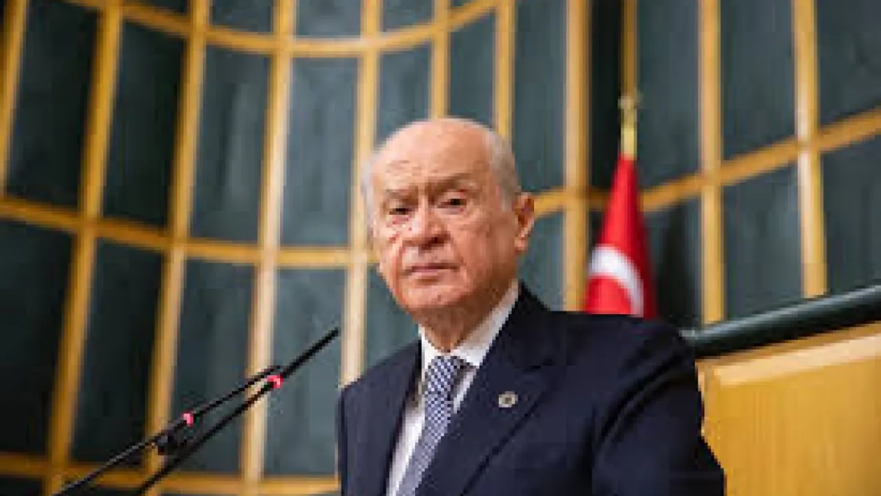 DEVLET BAHÇELİ’DEN TBMM’DE SERT SÖZLER: “SLOGAN ATMANIN NE MECLİSTE YERİ VAR NE DE GEREĞİ” 2 tbmmde-bahceli-uyarisi-masa-yoksa-silah-devreye-girmeli-120442-20251007