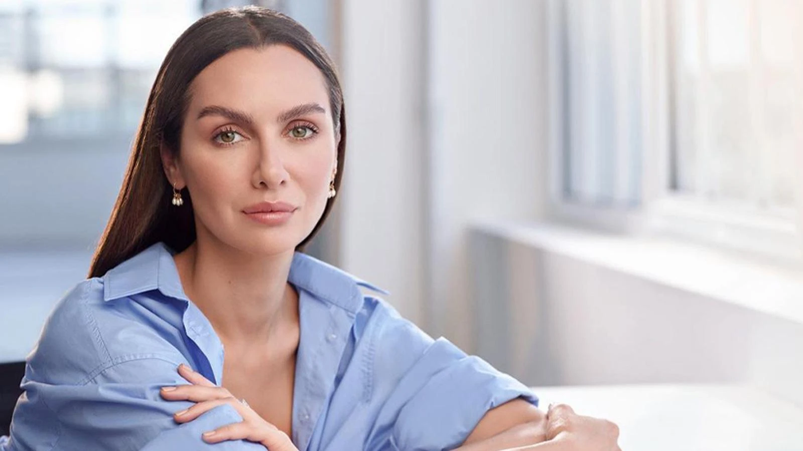 Birce Akalay’ın Halası Arzu Akalay Ernak Vefat Etti 3 unlu-oyuncu-birce-akalay-sevenlerini-korkuttu