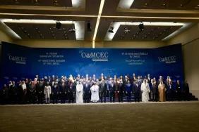 69086b18b055d876__w1200xh782