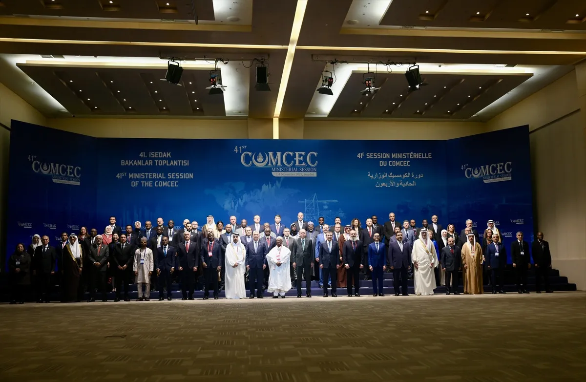 69086b18b055d876__w1200xh782