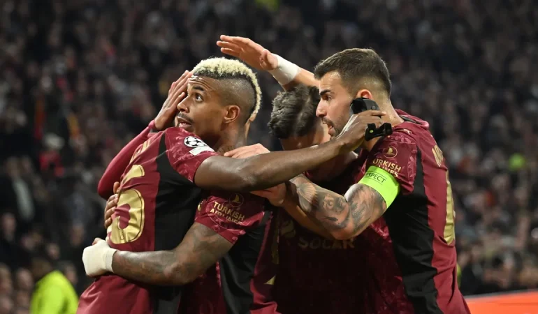 Galatasaray’ın Şampiyonlar Ligi Zaferi Hollanda Basınında Manşet Oldu!